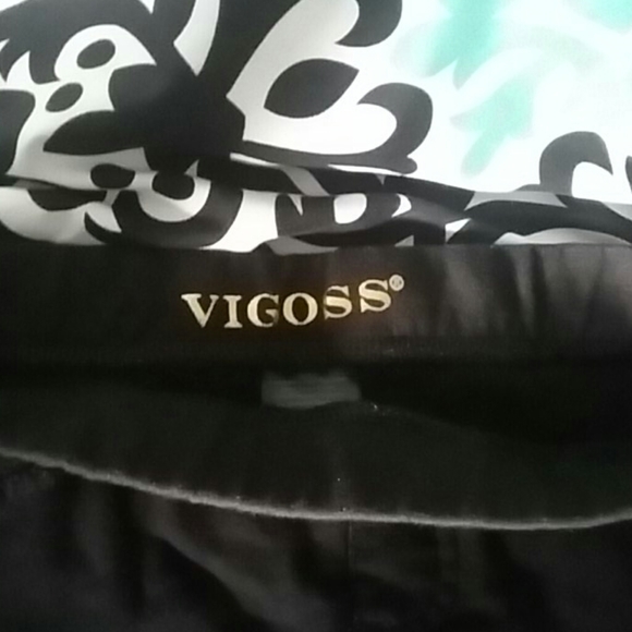 They are black Vigross pant - Picture 3 of 3